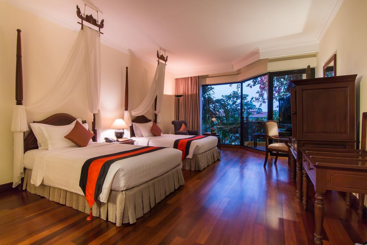 Palace Residence & Villa Siem Reap Ngoại thất bức ảnh